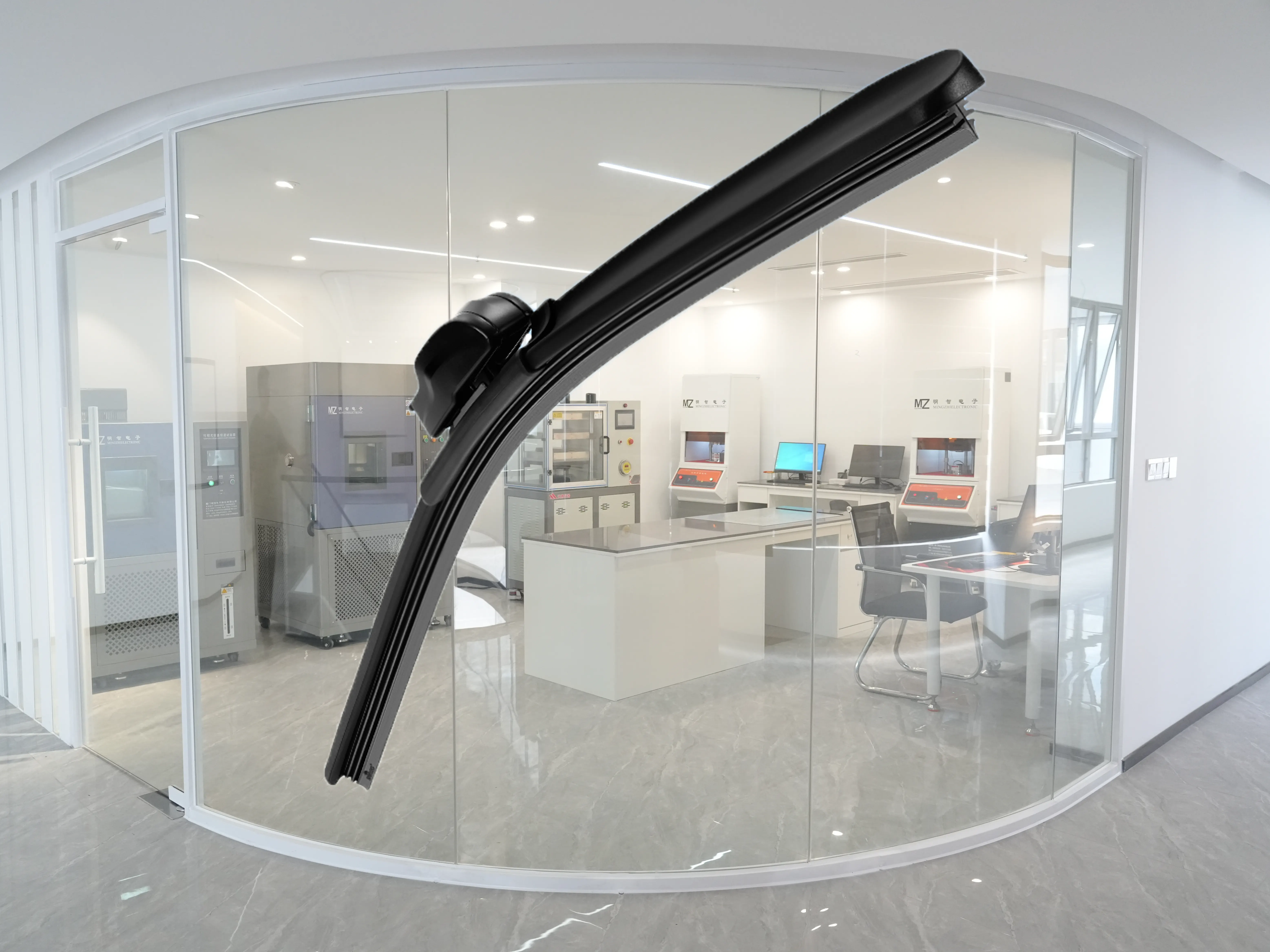 Hva er hemmeligheten bak viskerblader som er produsert av fabrikken?